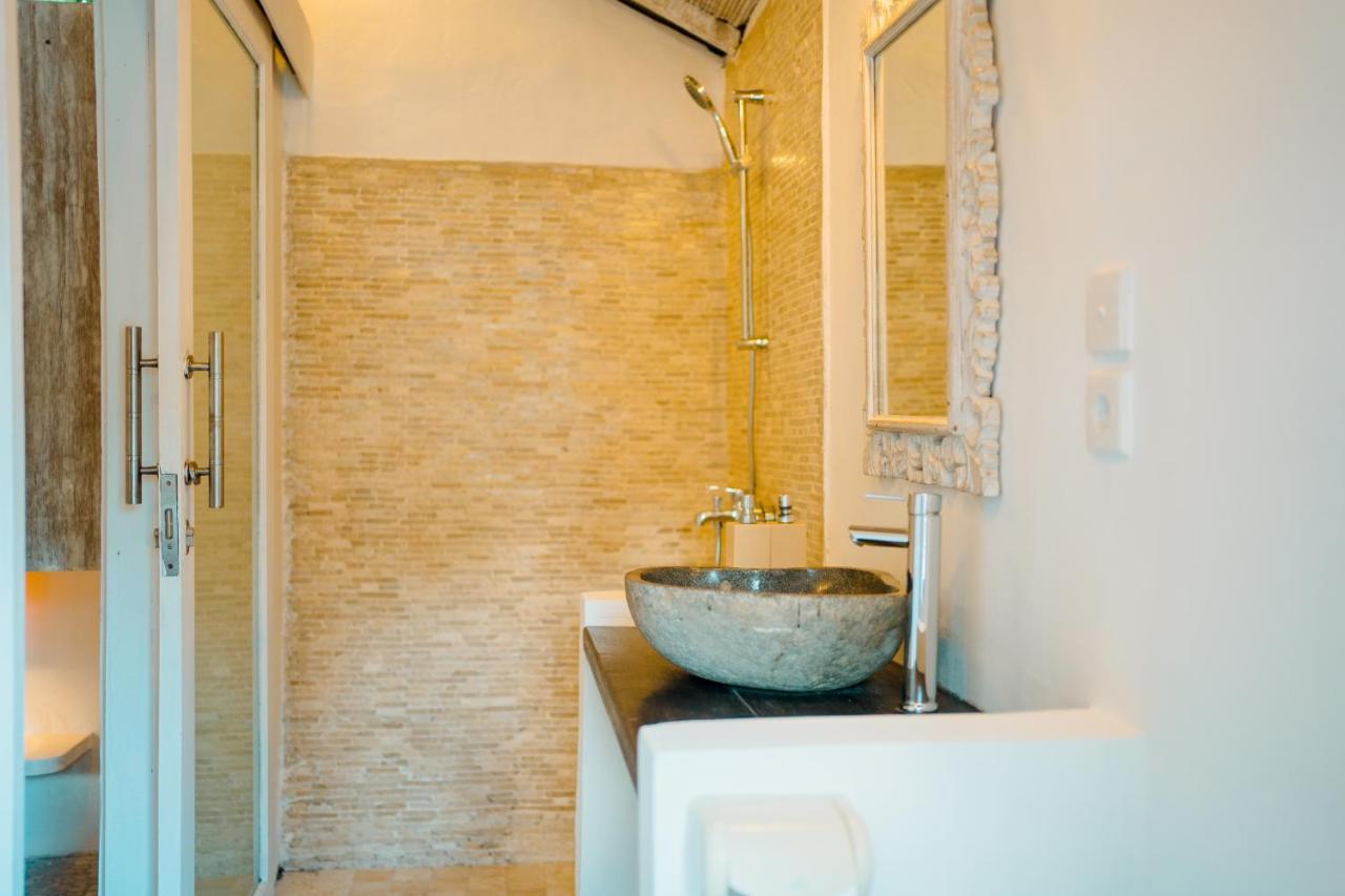 Les Villas Ottalia Yoga & Diving, Gili Meno Exterior photo