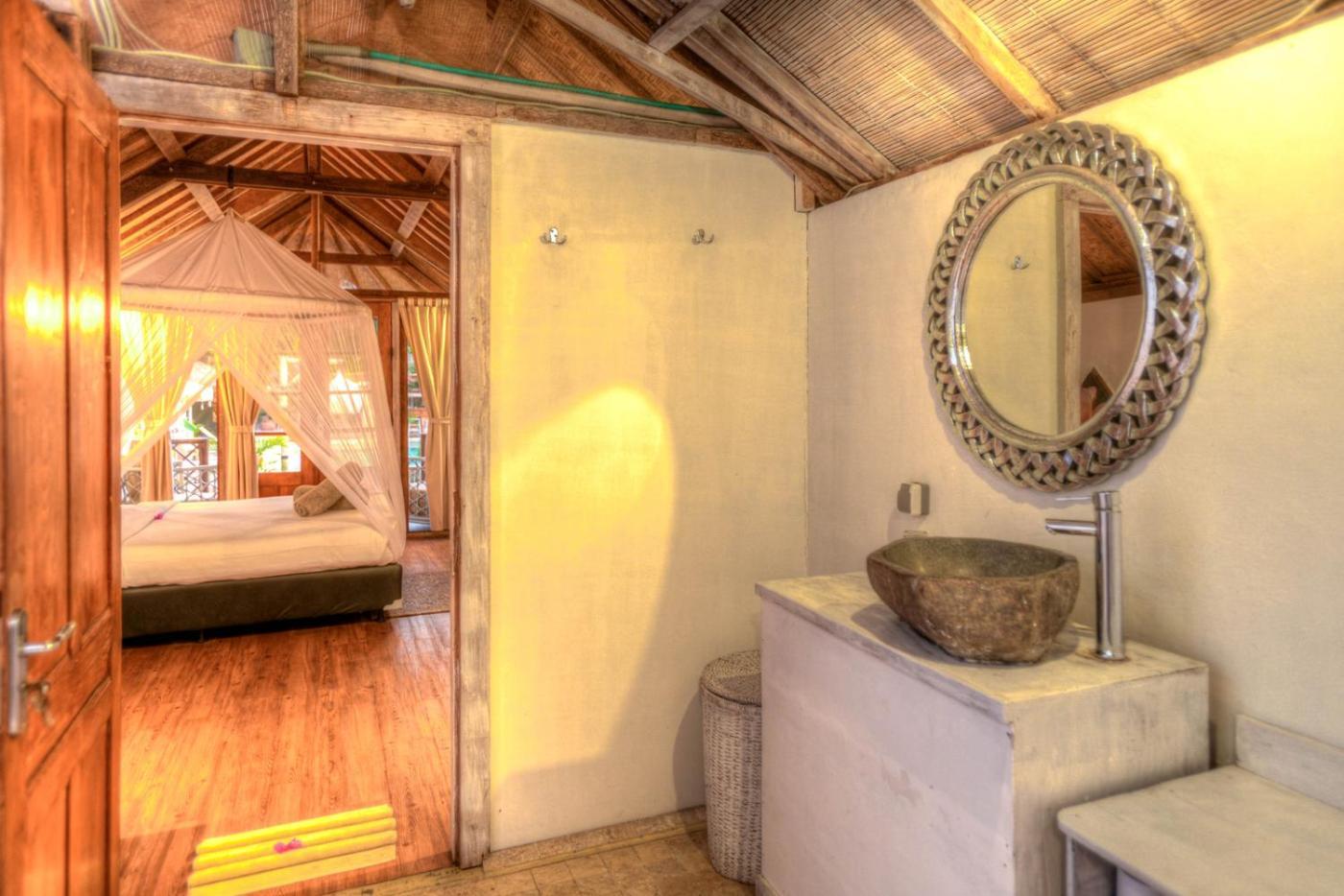 Les Villas Ottalia Yoga & Diving, Gili Meno Exterior photo