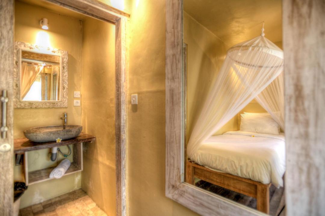 Les Villas Ottalia Yoga & Diving, Gili Meno Exterior photo